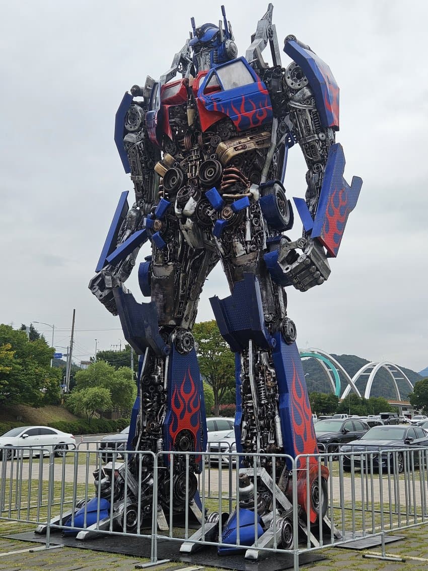 울산에 건담 있음 (3)