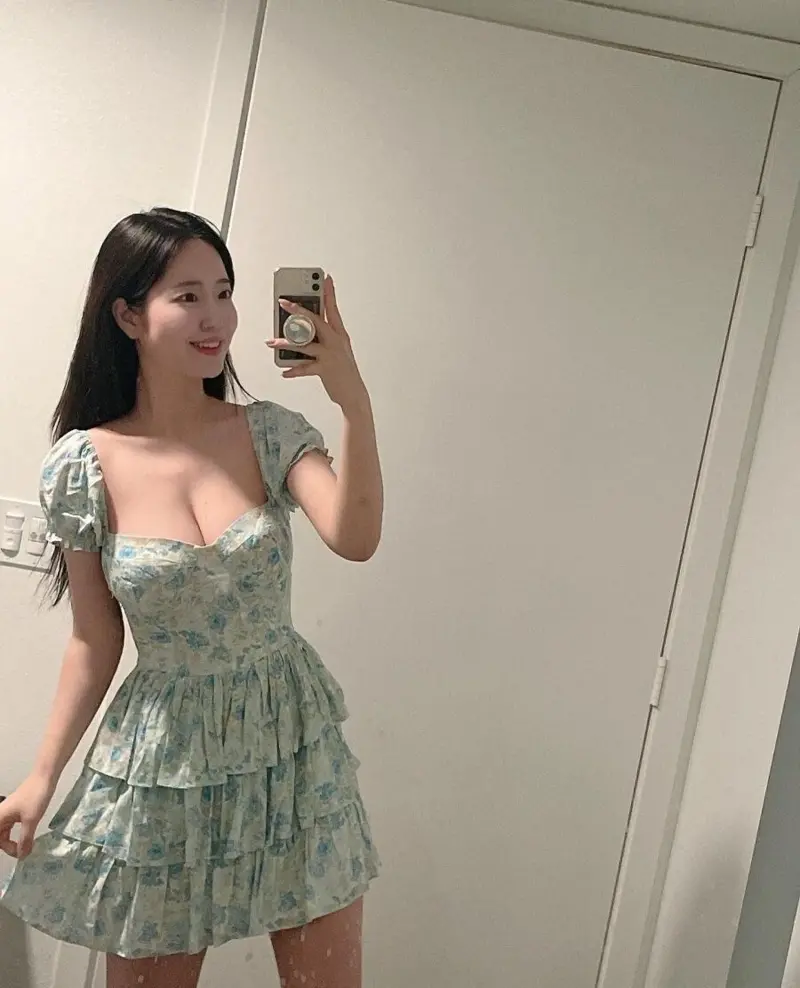엄마가 비키니 사진 올리라고 용기를 줌 (3)