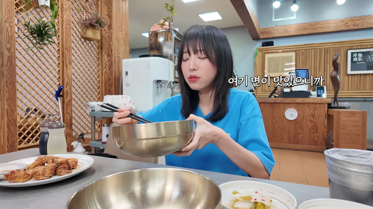 100년된 평양냉면집 가서 적당히 먹방한 쯔양 근황 ㄷㄷㄷ (24)
