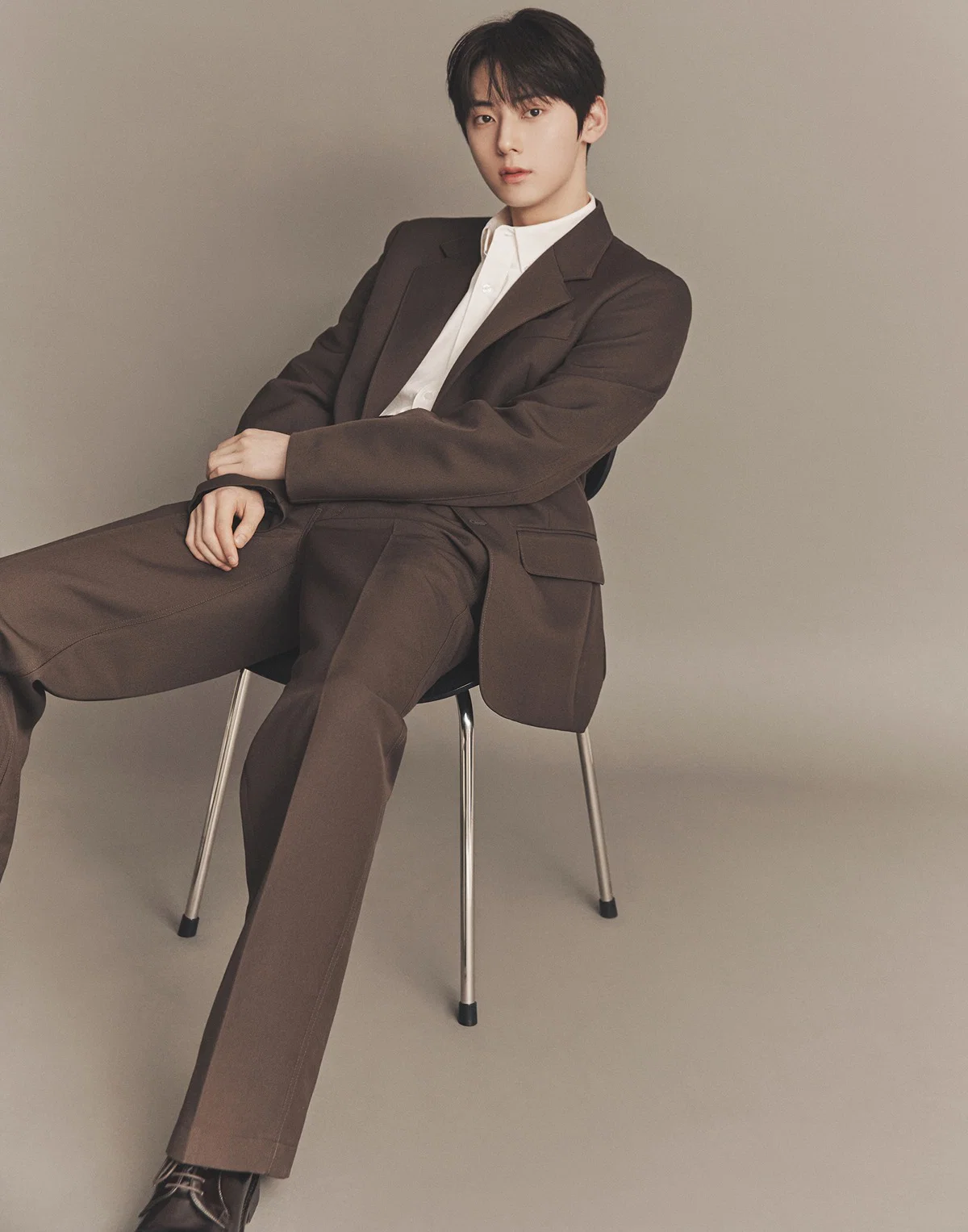 [단독] 황민현, '이섭의 연애' 주인공 캐스팅…엘리트 재벌 3세 변신