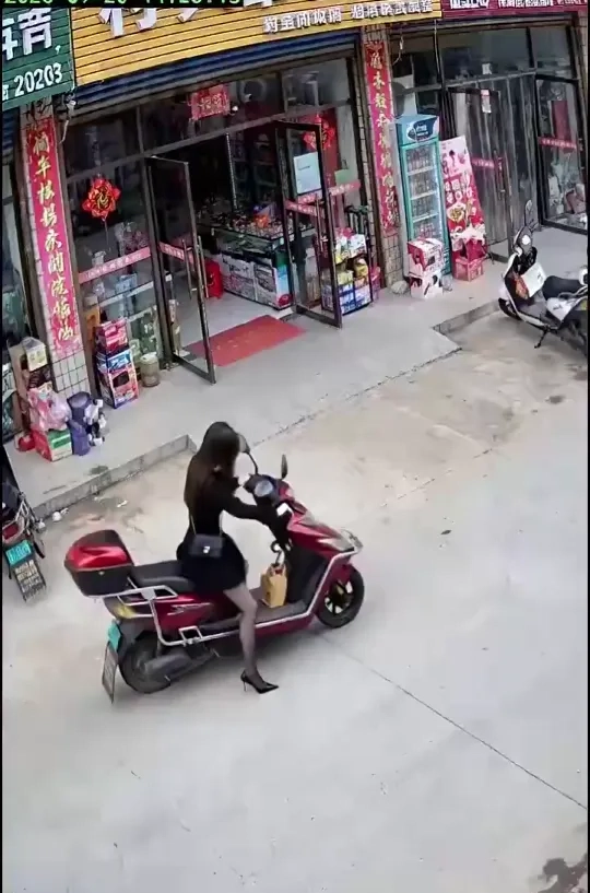 폭탄빼고 다 터지는 중국산