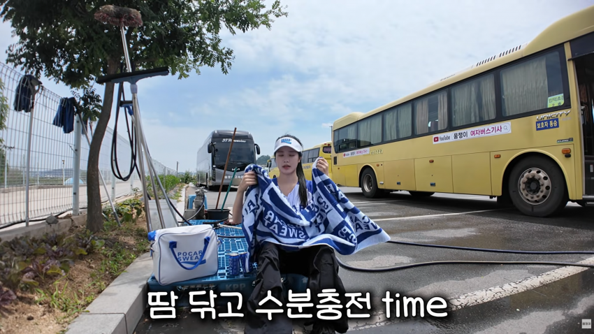 존예녀..여자 버스기사의 하루 (34)