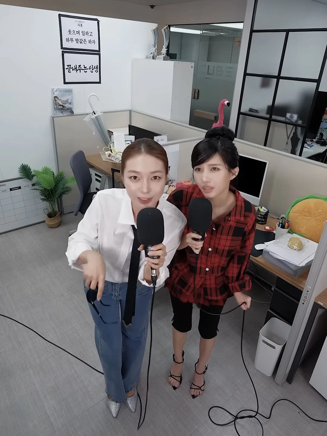 익스 본인등판한 전소연 '퇴사할게여' 챌린지 (2)