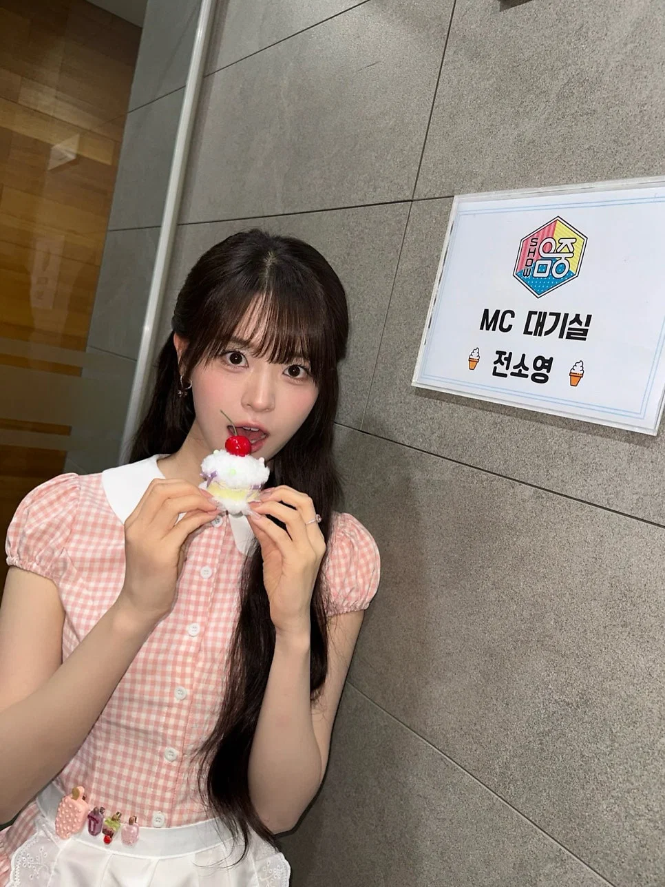 배우 전소영을 처음 본 작품은?????...jpgif (14)