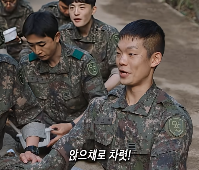 없던 애국심도 생기는 군대 (25)