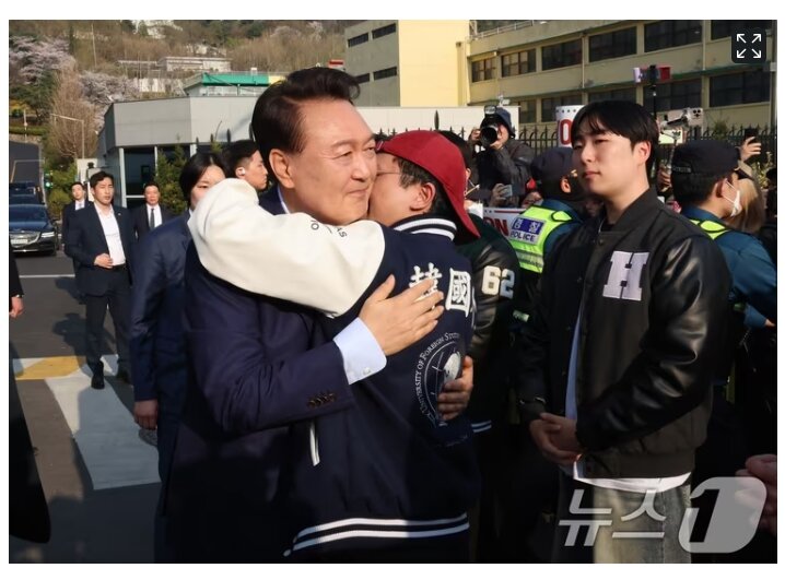 인류 역사상 최고의 범우주적 슈퍼 천재 (4)
