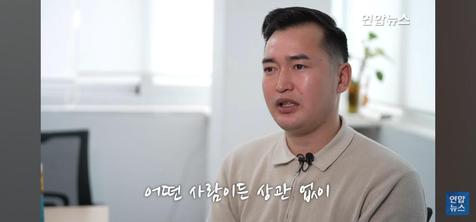아파트 14층 난간서 비명 (79)