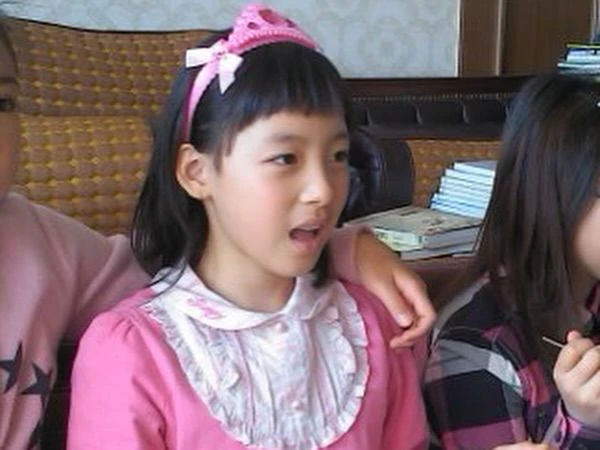 이쁜 여자는 어려서 부터 그냥 이쁨 (2)