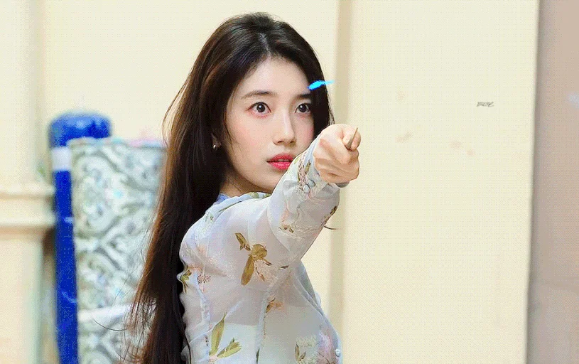 덬들이 생각하는 로판 재질 그 잡채인 여자연예인은?.jpgif (27)