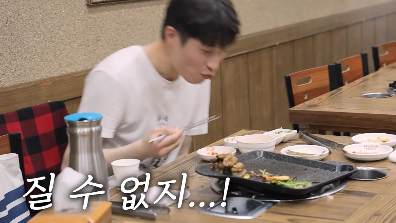 똑같이 먹는 옆손님 만나 곱창 17M 대결한 쯔양 근황 ㄷㄷㄷ (32)