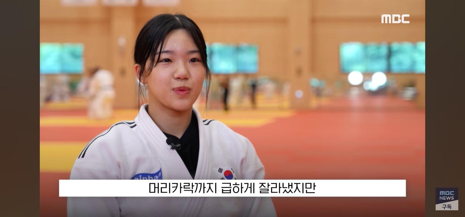 밥먹다 비행기 놓침 (4)