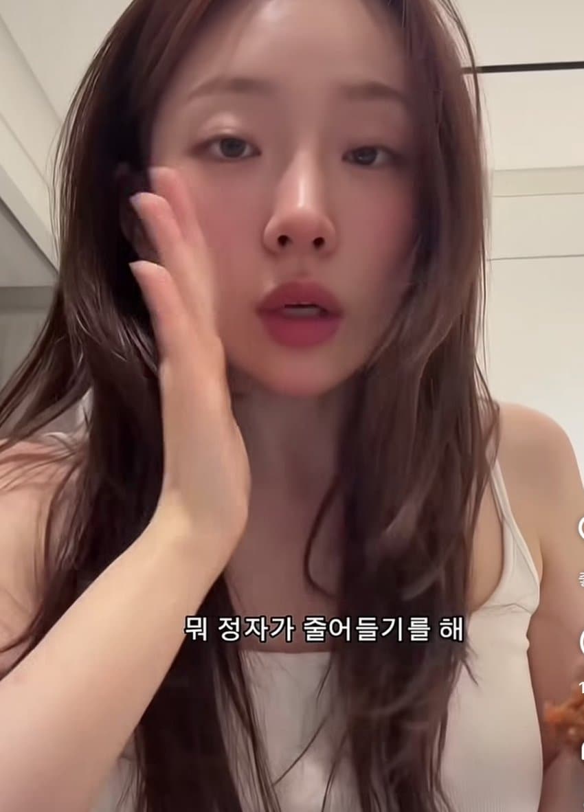 여자만 보면 화가나서 악플다는 도태남에 일침하는 미녀 (25)