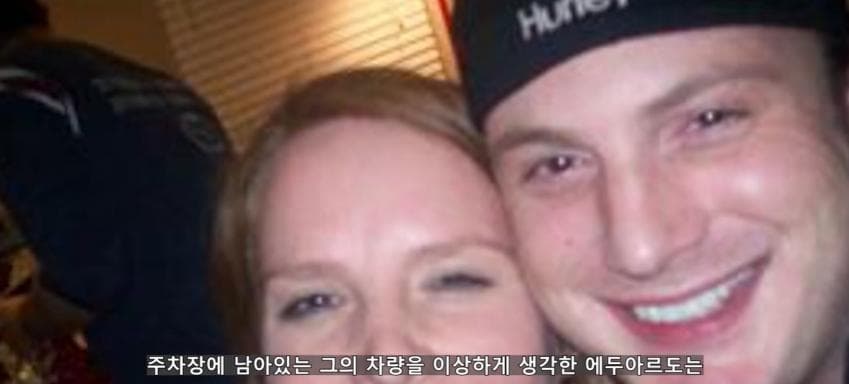 깊이를 알 수 없는 수중동굴에서 완전히 사라진 남자 (40)