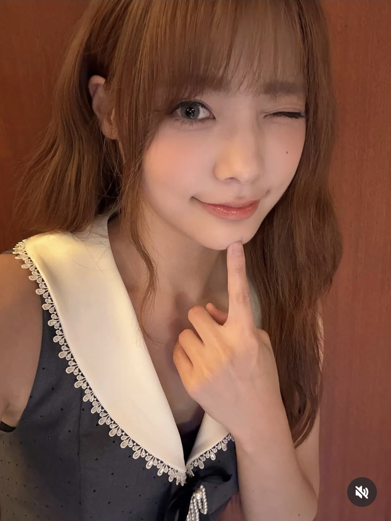QWER 오늘자 공식 SNS 계정 및 위버스 업로드 사진 근황 (4)