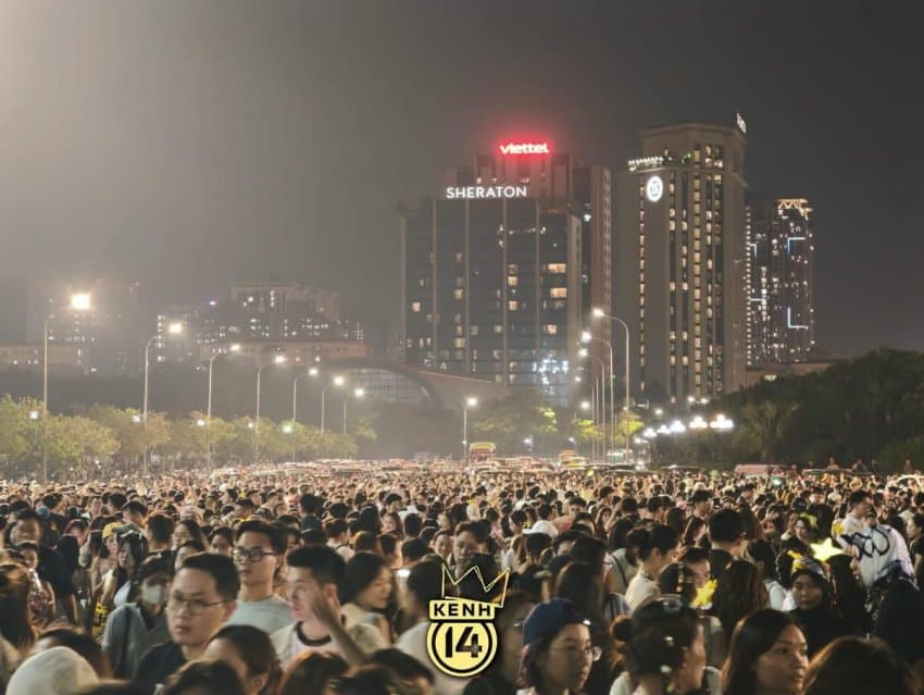 실시간 빅뱅 베트남 공연장 밖이래