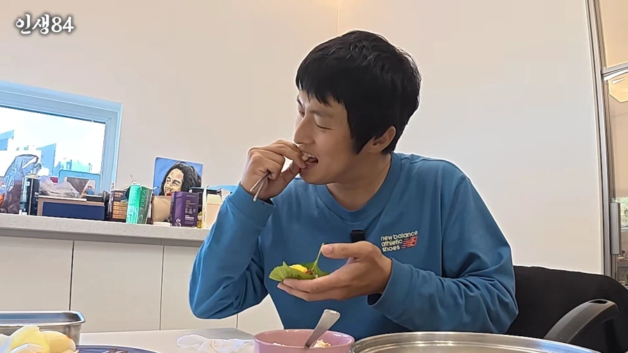 기안 집에 밥먹으러 간 카즈하..근황 (9)