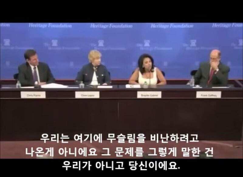 "다수의 평화주의자는 상관없습니다" (8)