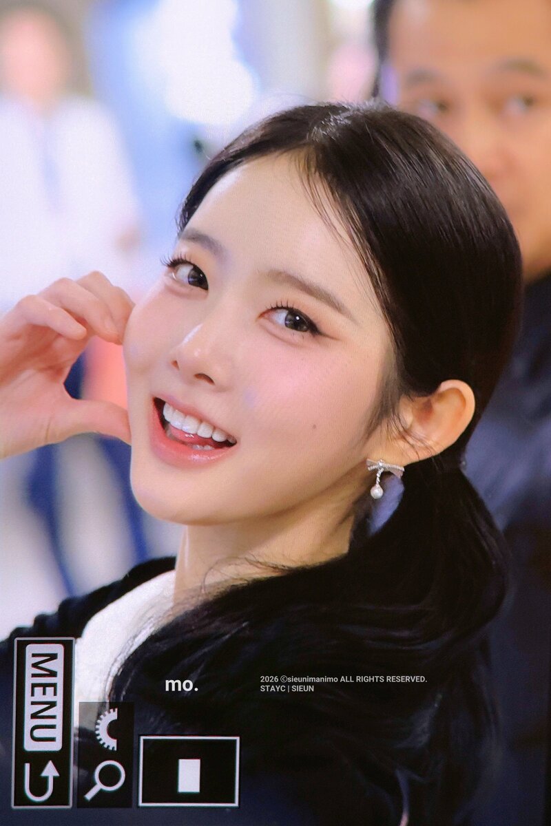 박남정 딸 버전 4세대 걸그룹 뽕끼.ytb (2)