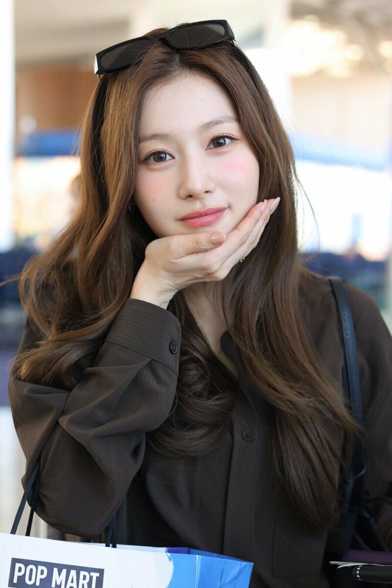 얘가 내일모레면 벌써 32살 이라니 믿겨지지가 않음