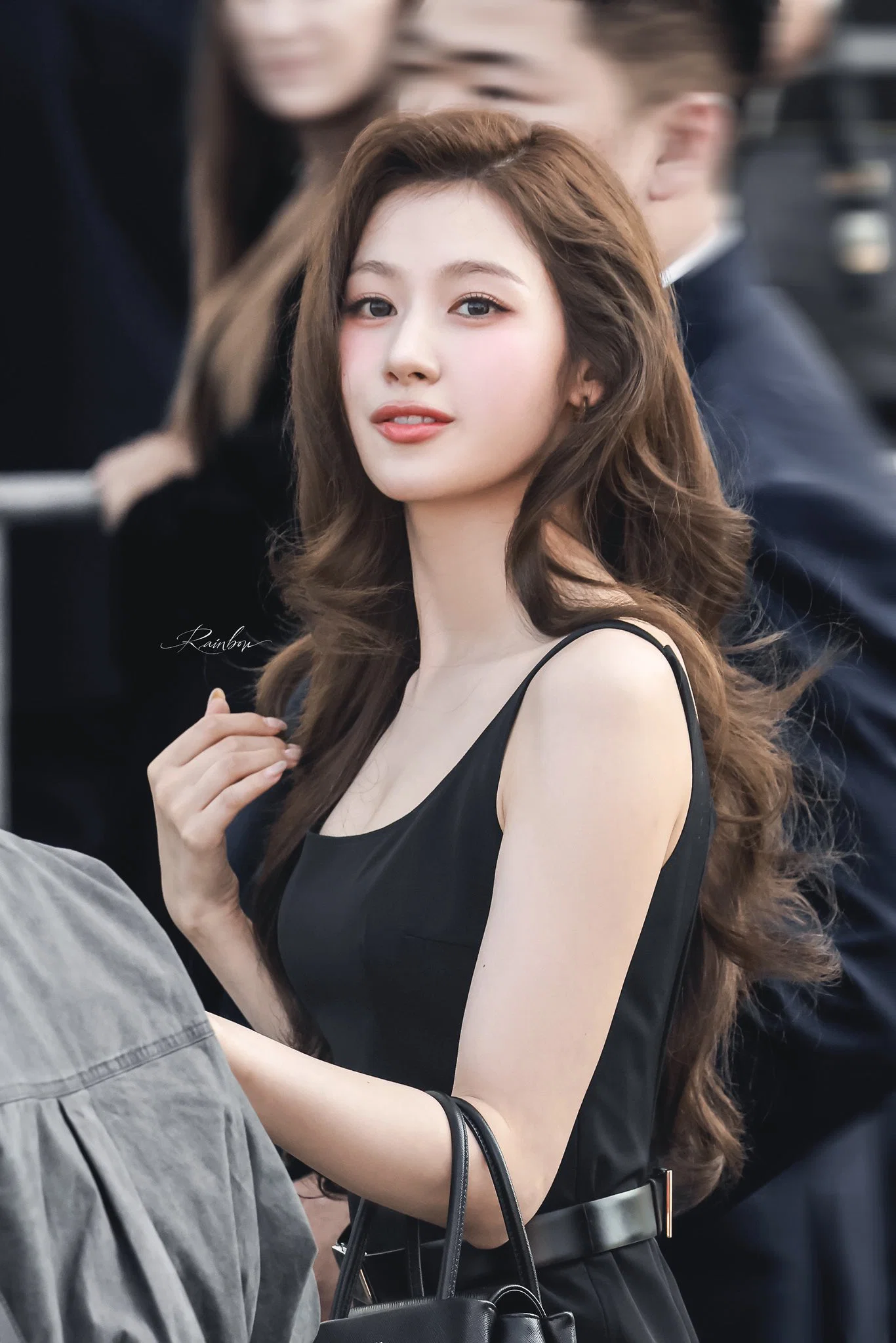 팬들 반응 역대급이라는 최근 트와이스 사나 (11)