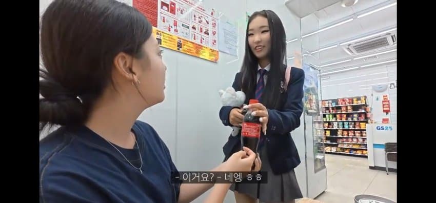 한국인 여성이 몽골 편의점에서 당황한 이유 (9)