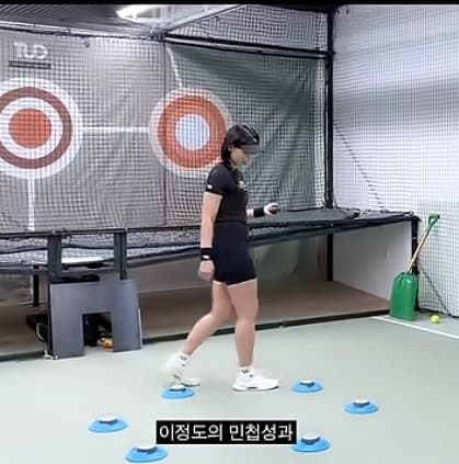 ㅇㅎ)테니스 유망주의 레전드 육각형 반응속도... (6)