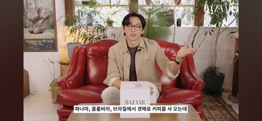 싱글벙글 루리웹 사장이 운영하는 카페.. (10)