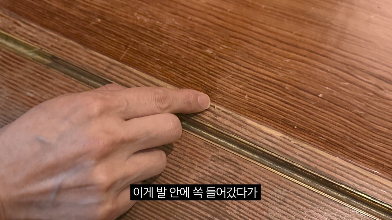 [충격] 아니 일본료칸이 나한테 이럴수가 우레시노 카스이엔(華翠苑).mp4_20250613_150510.043.jpg 일본 료칸 매니져에게 입닥쳐 소리 들은 한국 부부.jpg
