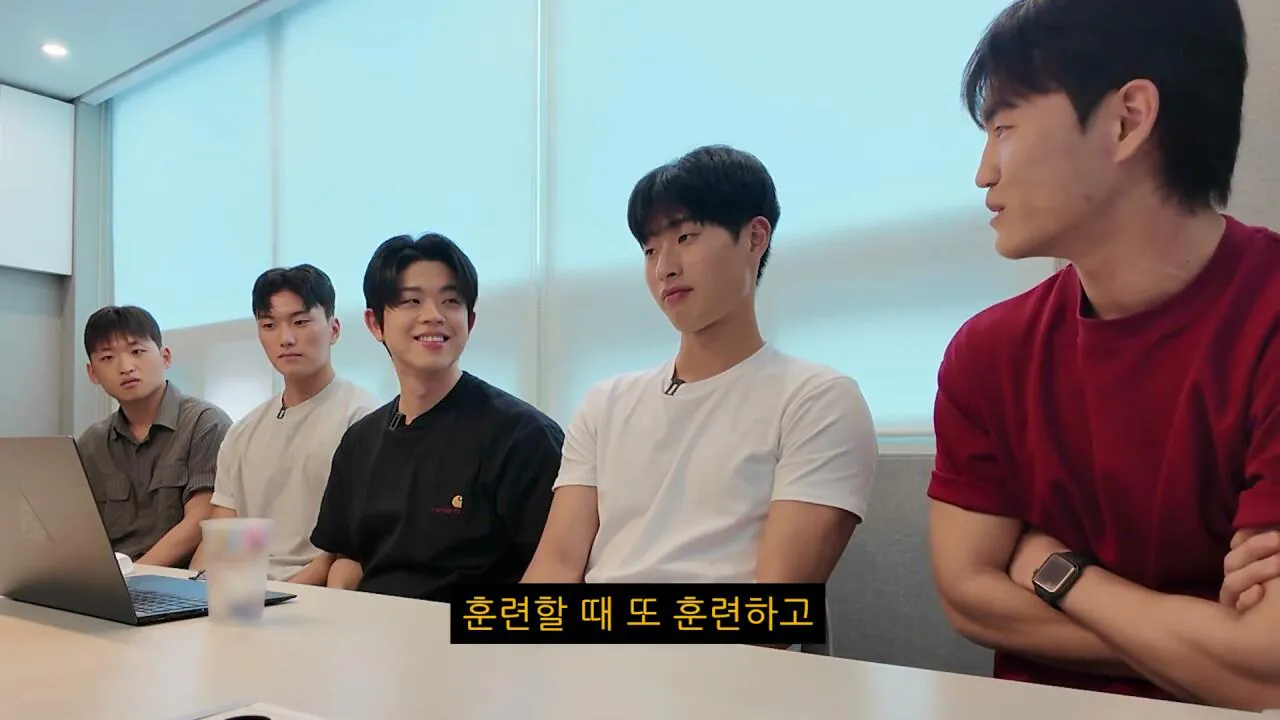 해병대 기수열외 훈련열외 댓글 해명하는 MC그리 (43)