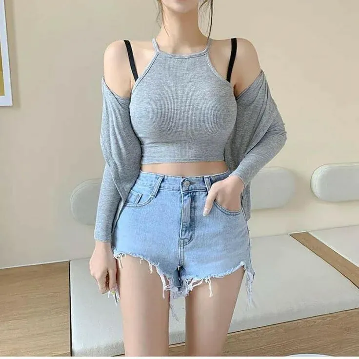image.png ㅇㅎ) 왜 검은 브라를 입는거야?