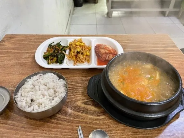 서울소재 3,500원 밥집