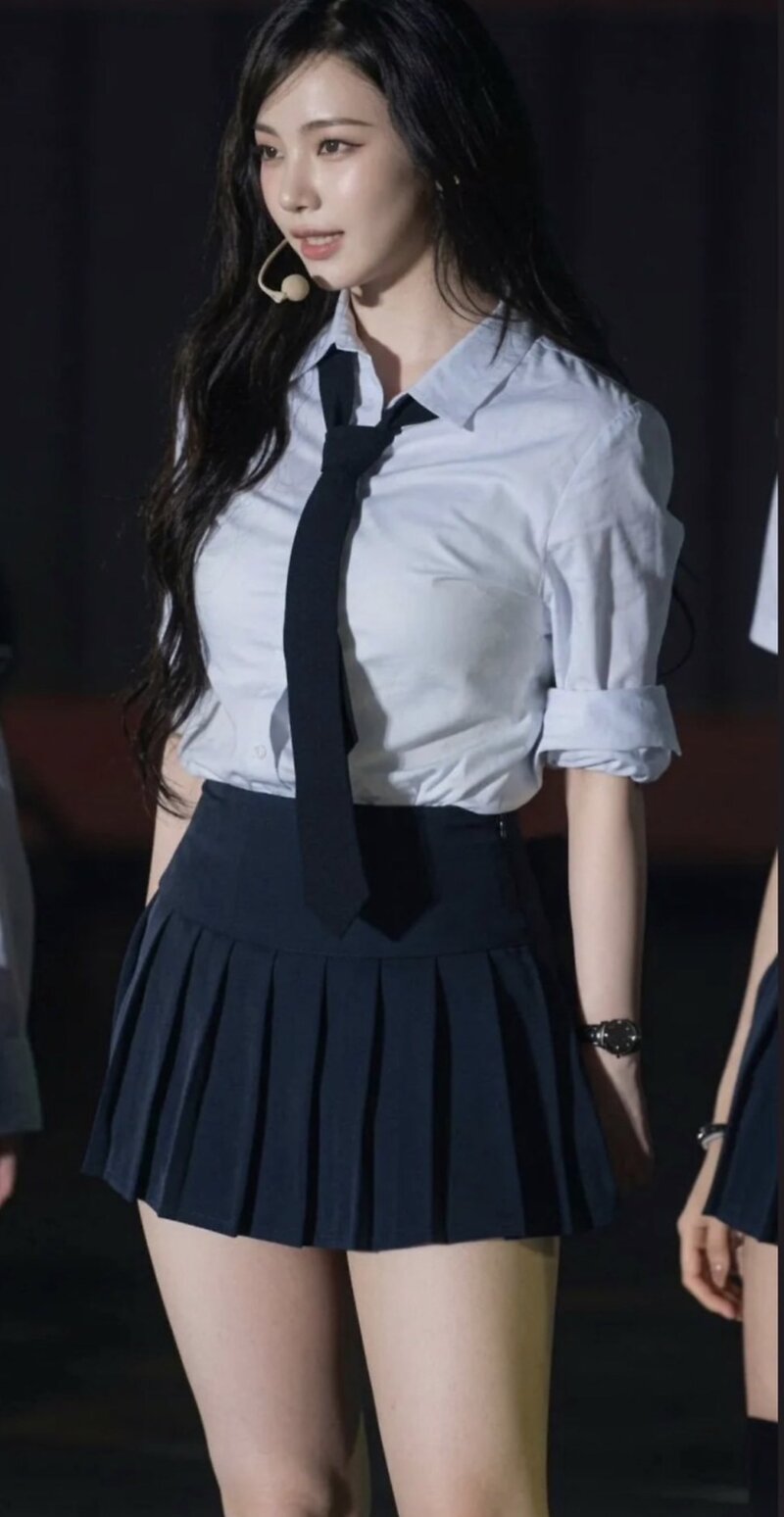 인벤러보고 빵 사오라는 일찐 카리나 (2)