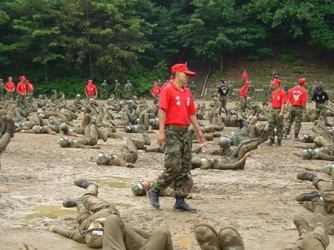 매우 폭력적인 사진 한 장 (4)