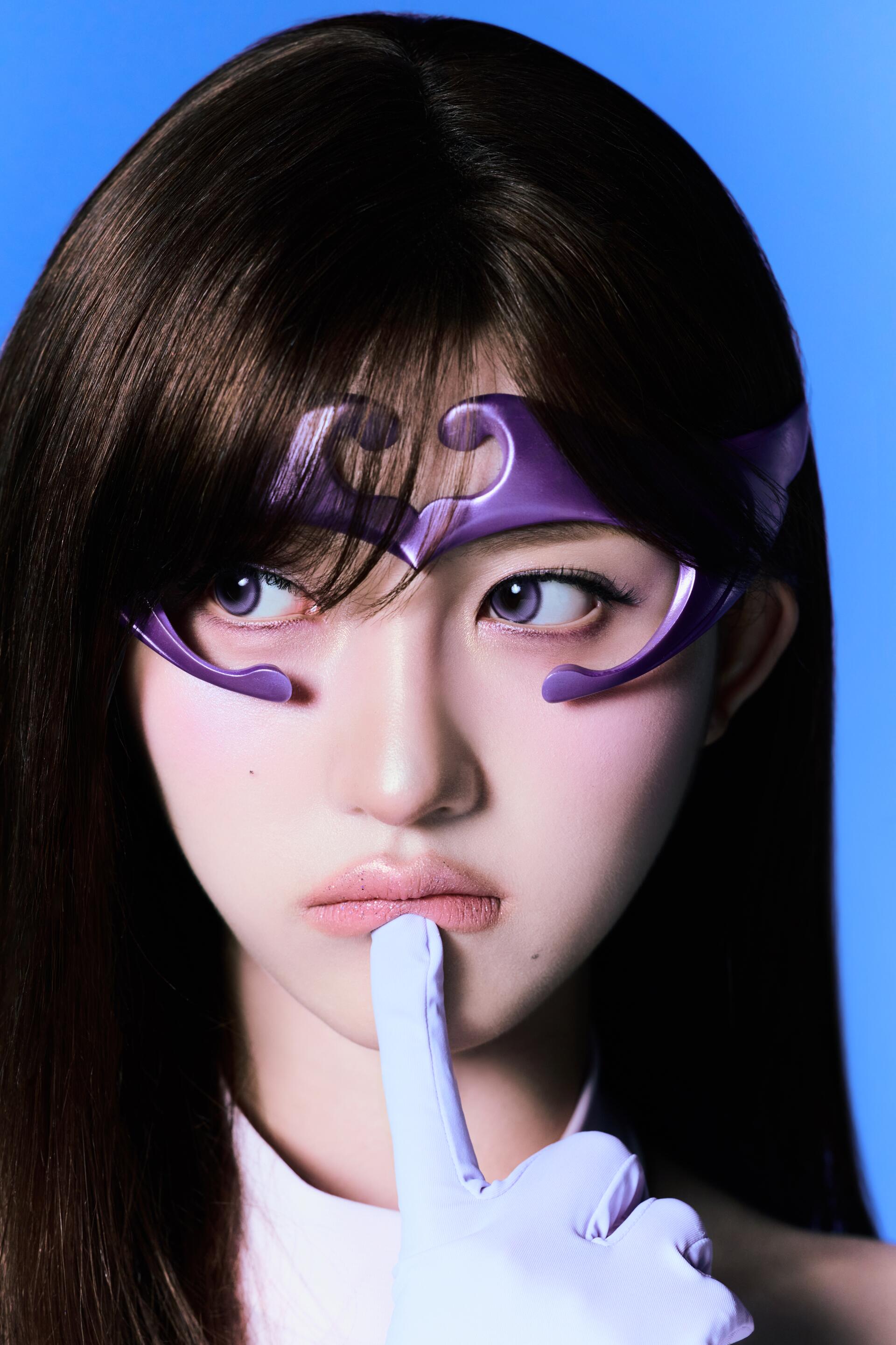 아이브 IVE EP <Looks Can Kill> ‘GIRL HERO’ Concept Photo 안유진 레이 가을 (18)