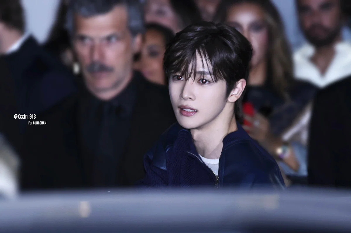 실시간 밀라노🇮🇹 보테가 베네타 쇼 참석한 라이즈 성찬 (8)