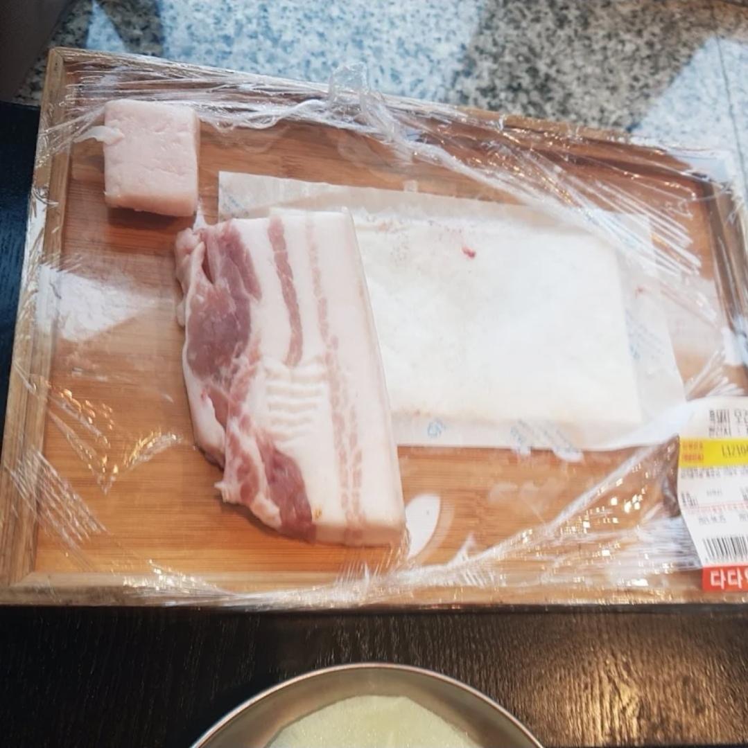 (속보)최근 폐업한 벡중원 제주도흑돼지전문점