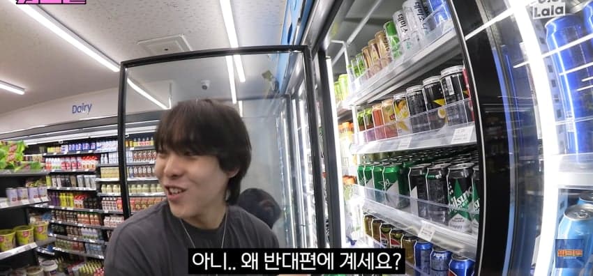 워크맨에서 역대급 편의점 미모 알바녀로 화제인 안나... (26)