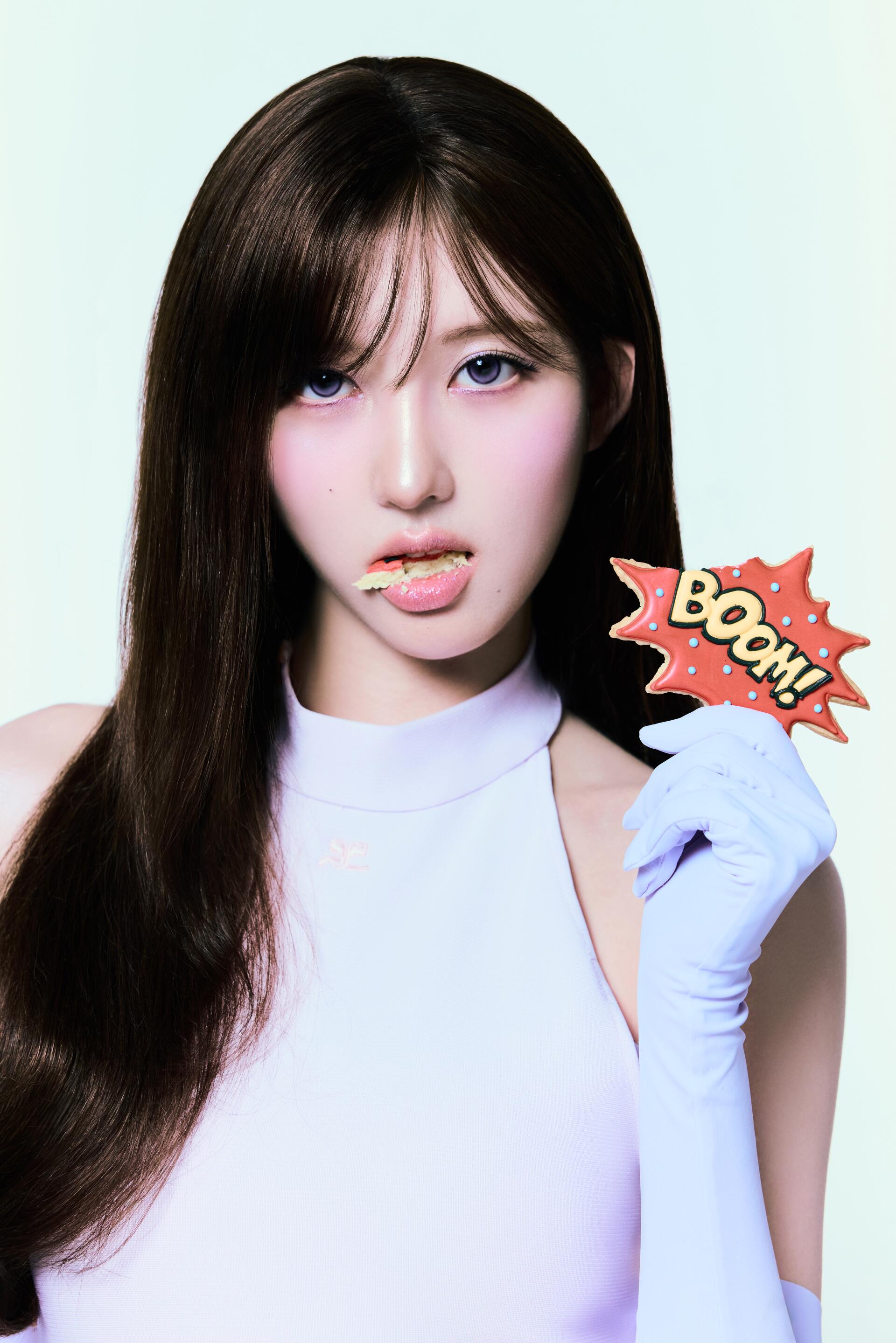 아이브 IVE EP <Looks Can Kill> ‘GIRL HERO’ Concept Photo 안유진 레이 가을 (22)