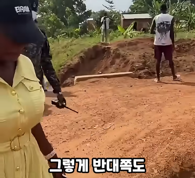 우간다의 4억 8천만원 짜리 다리 (13)
