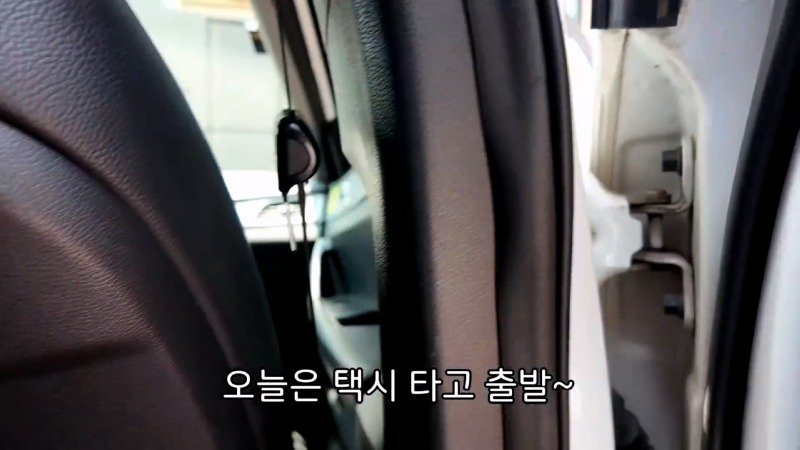 7억짜리 차 언박싱하는 20대 여성 (3)