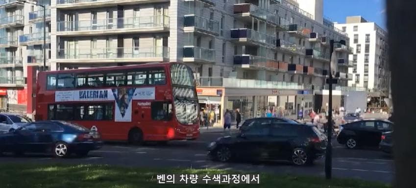 깊이를 알 수 없는 수중동굴에서 완전히 사라진 남자 (42)