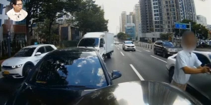 한문철티비 레전드 갱신. 무리한 지바겐 끼어들기. 눈돌아간 총 송곳아재. (14)