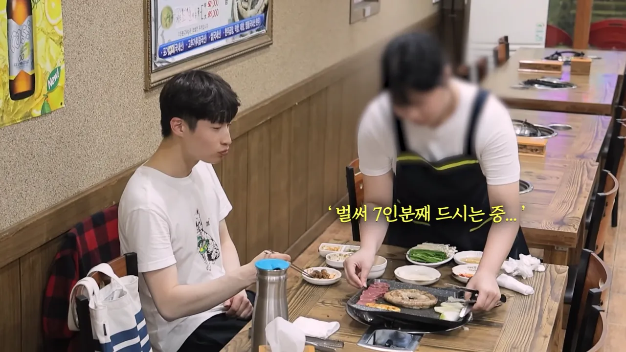 똑같이 먹는 옆손님 만나 곱창 17M 대결한 쯔양 근황 ㄷㄷㄷ (38)