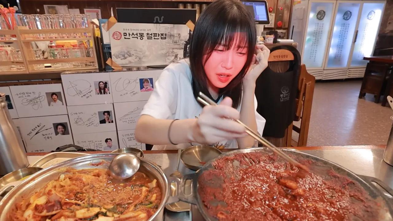 핵불닭급 매운 대왕 철판쭈꾸미 먹방한 쯔양 근황 ㄷㄷㄷ (20)