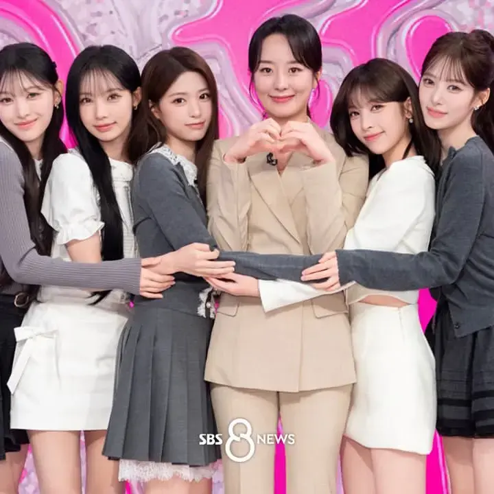 sbs 8시 뉴스 출연 리센느 비하인드 개인, 단체컷 (6)