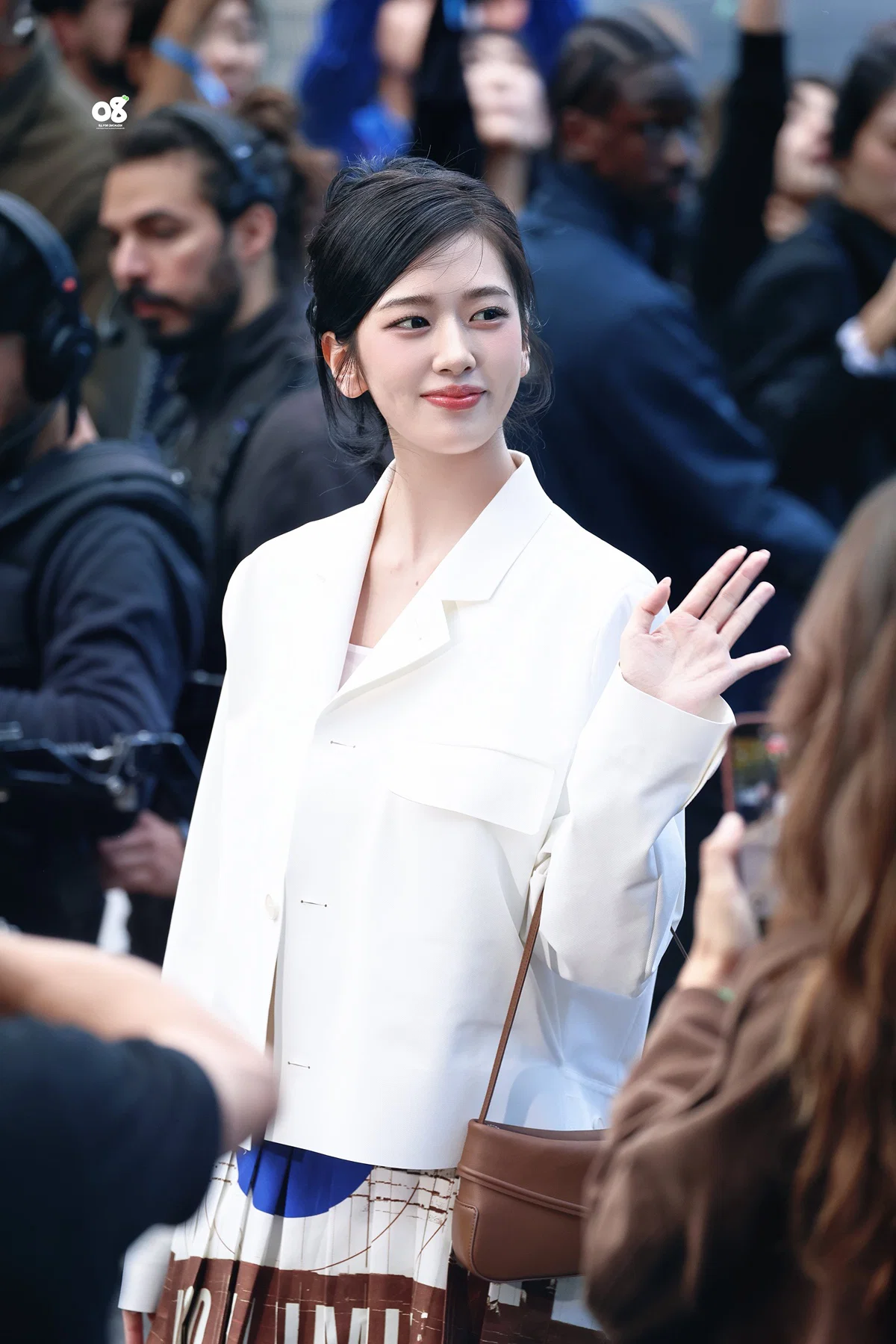 오늘자 파리 라코스테 패션쇼 참석해서 비주얼 반응 좋은 아이브 안유진 (4)