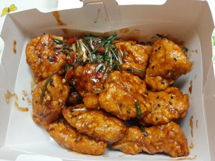 Bhc 진짜 호불호 갈리는 메뉴 (3)
