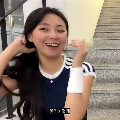테니스 복장 규제 규제 규제때문에 화가많이난 미녀 유망주. (24)