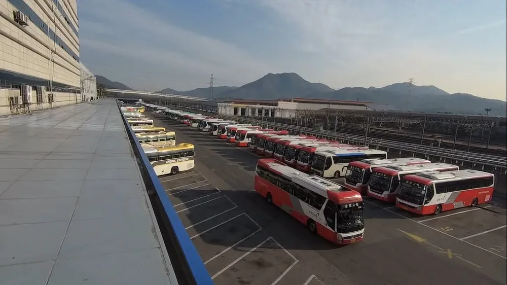 진짜로 ㅈ망하고 있다는 한국 반필수 산업 (2)