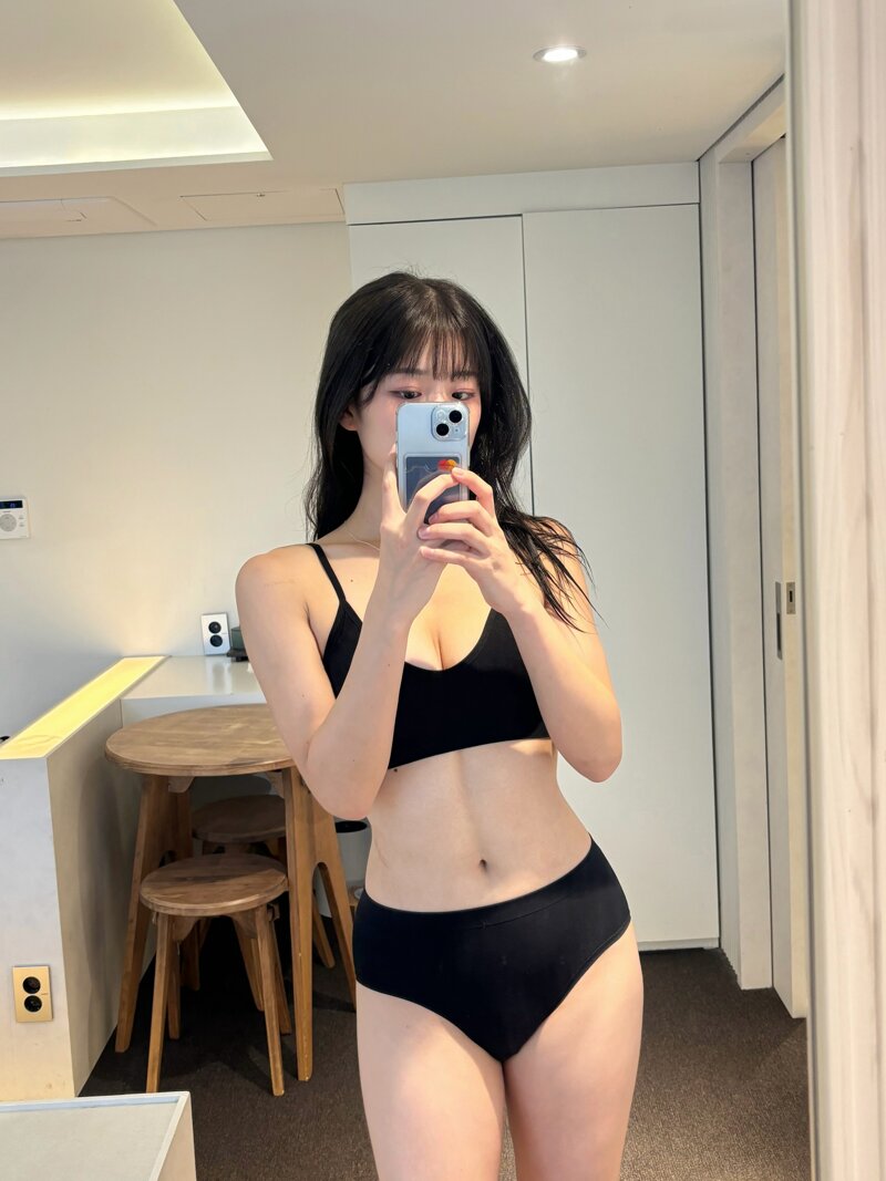 후방 ㅡ 심유이 인스타 (6)